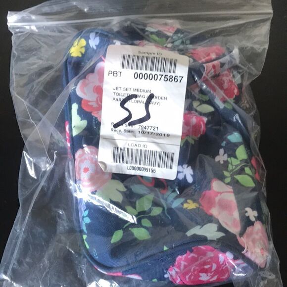 Handbags - Pottery barn Jetset medium toiletry bag garden party floral Navy